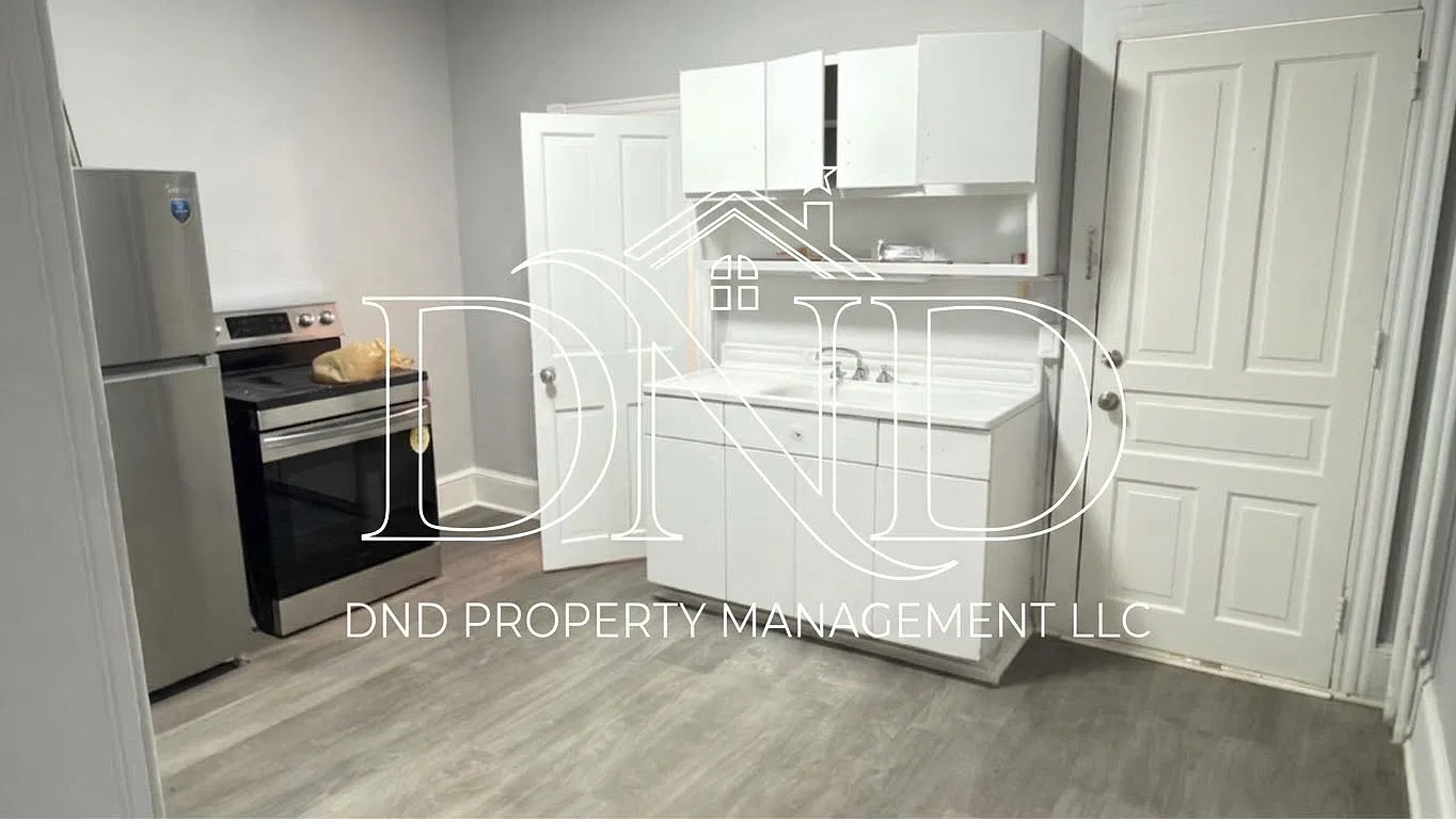 2 bed, $1,300 — Photo 3