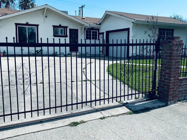 7451 Red Willow St, Sacramento, CA 95822