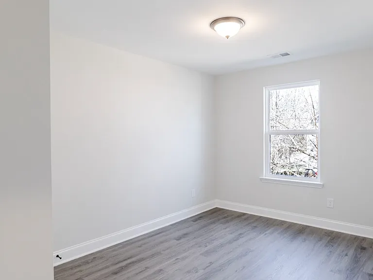 319 22nd Ave E #1046 — Photo 13