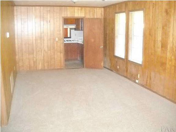 2nd image of 1301 N Y St