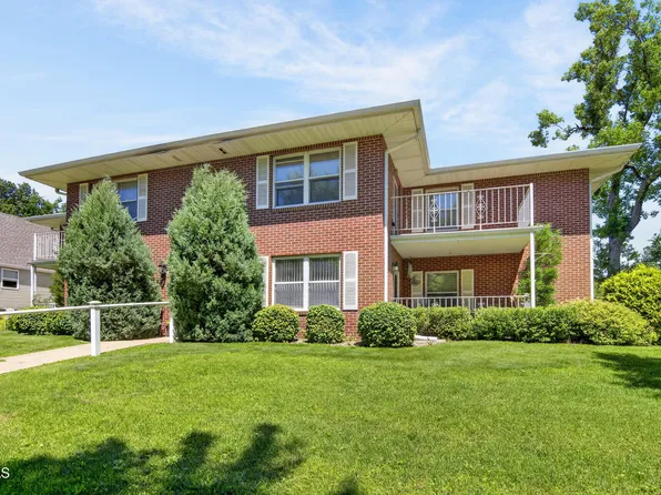 410 3rd St NW APT 4, Valley City, ND 58072