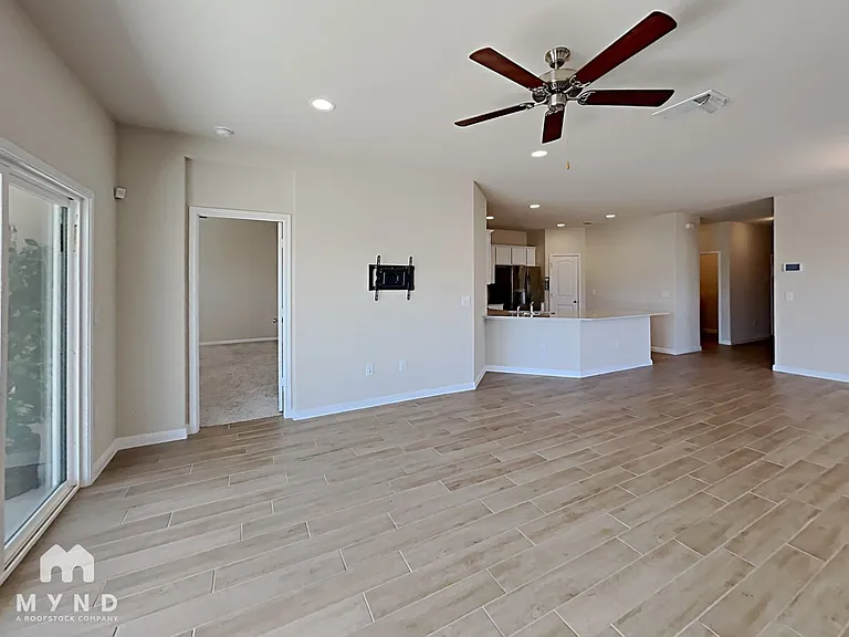 2444 Lobo Landing Cv — Photo 7