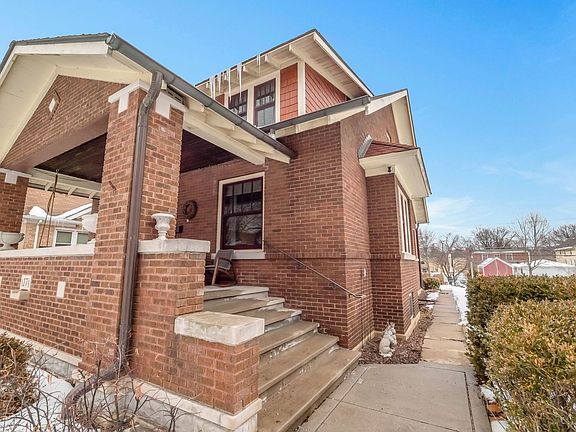 2nd image of 17 S Maple St