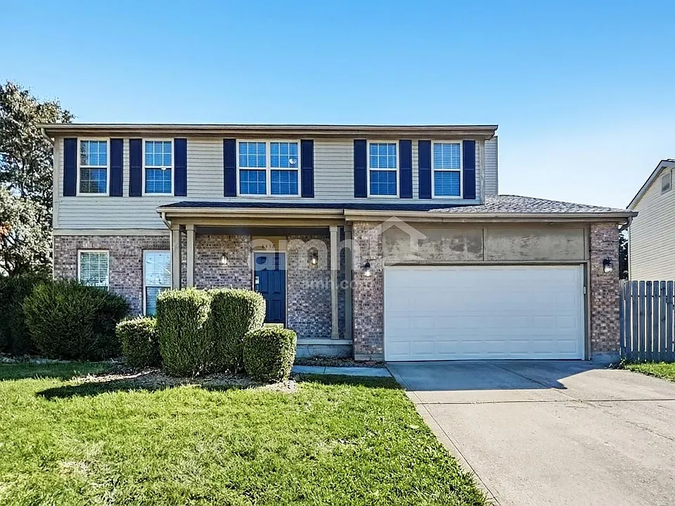 8438 Lucerne Dr