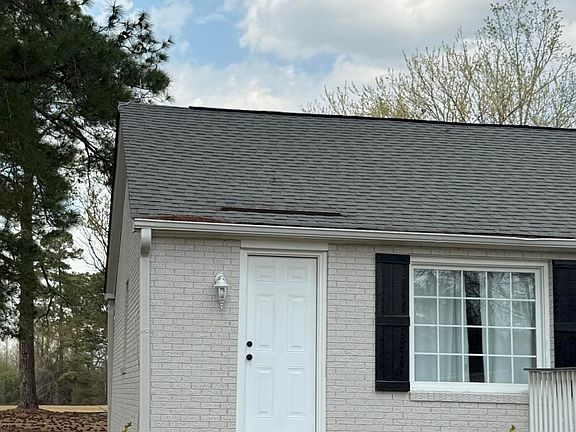 3rd image of 2122 Godwin Lake Rd