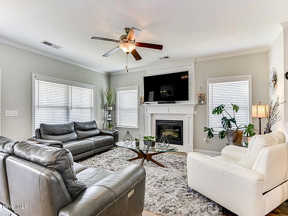 2nd image of 875 Chesham Avenue