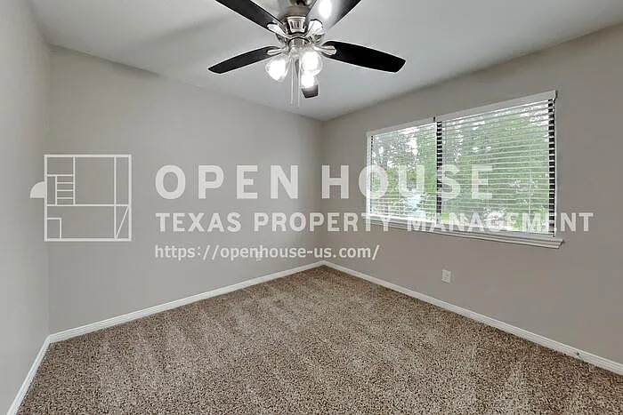 8718 Pines Place Dr — Photo 14