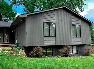 2706 Forest Ridge Ct SE, Cedar Rapids, IA 52403