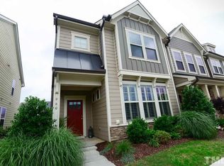 960 Ambergate Sta, Apex, NC 27502