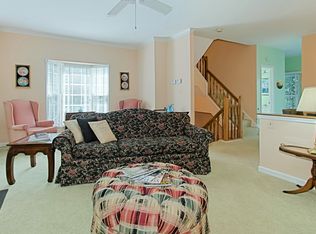 302 Rangers Way SE, Leesburg, VA 20175