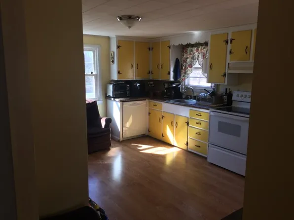 266 Pownal Rd, Freeport, ME 04032