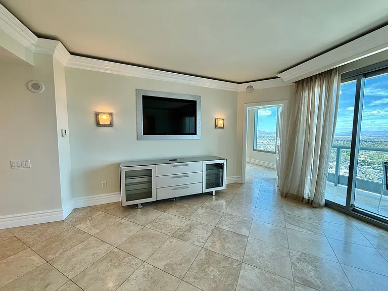 322 Karen Ave #1705 — Photo 7