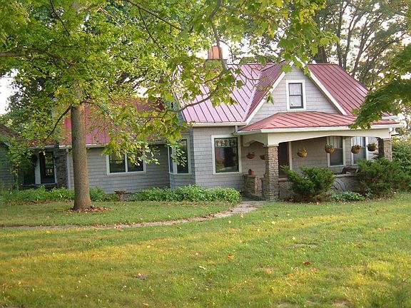 Shingle Style w/ metal roof