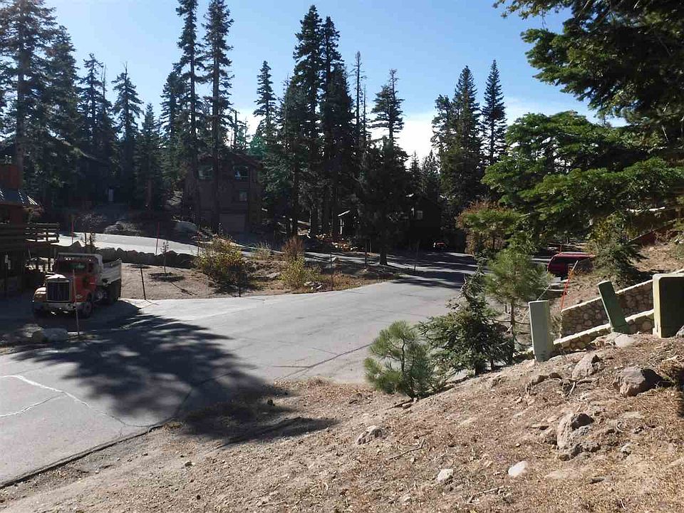 2nd image of 1585 Majestic Pines Dr
