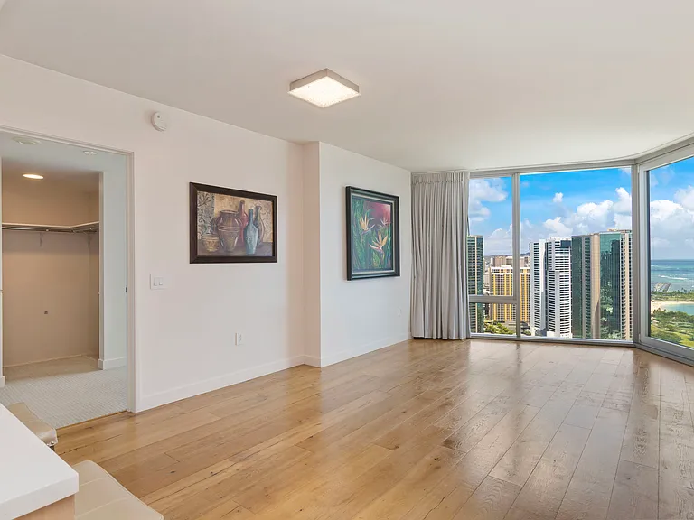 1001 Queen St #3404 — Photo 3