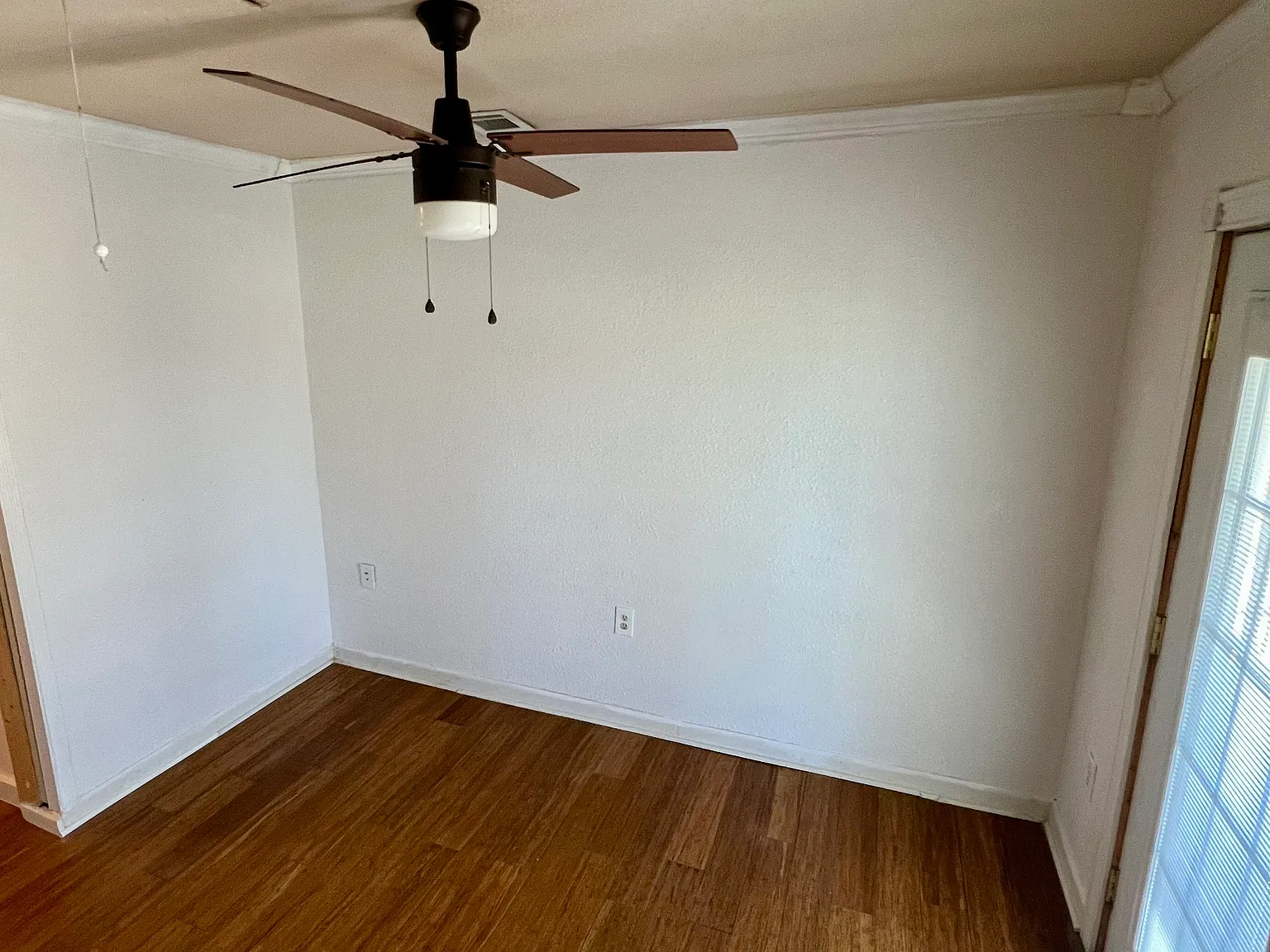 3 bed, 1079 sqft, $1,325 — Photo 4
