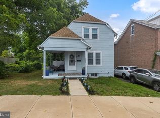 302 9th St, Upland, PA