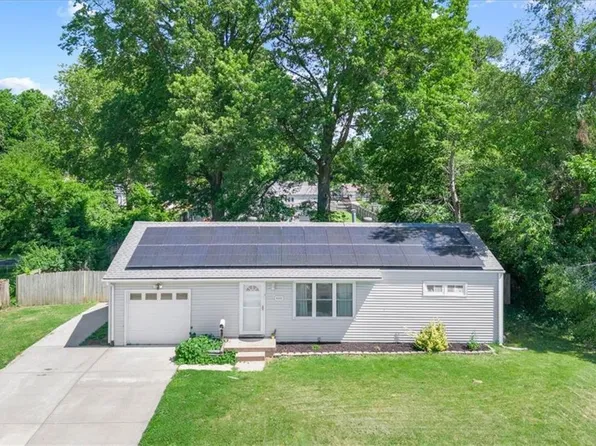 8202 E 87th St, Raytown, MO 64138