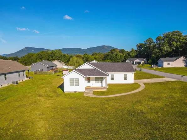 473 Timberbrook Dr, Chatsworth, GA 30705