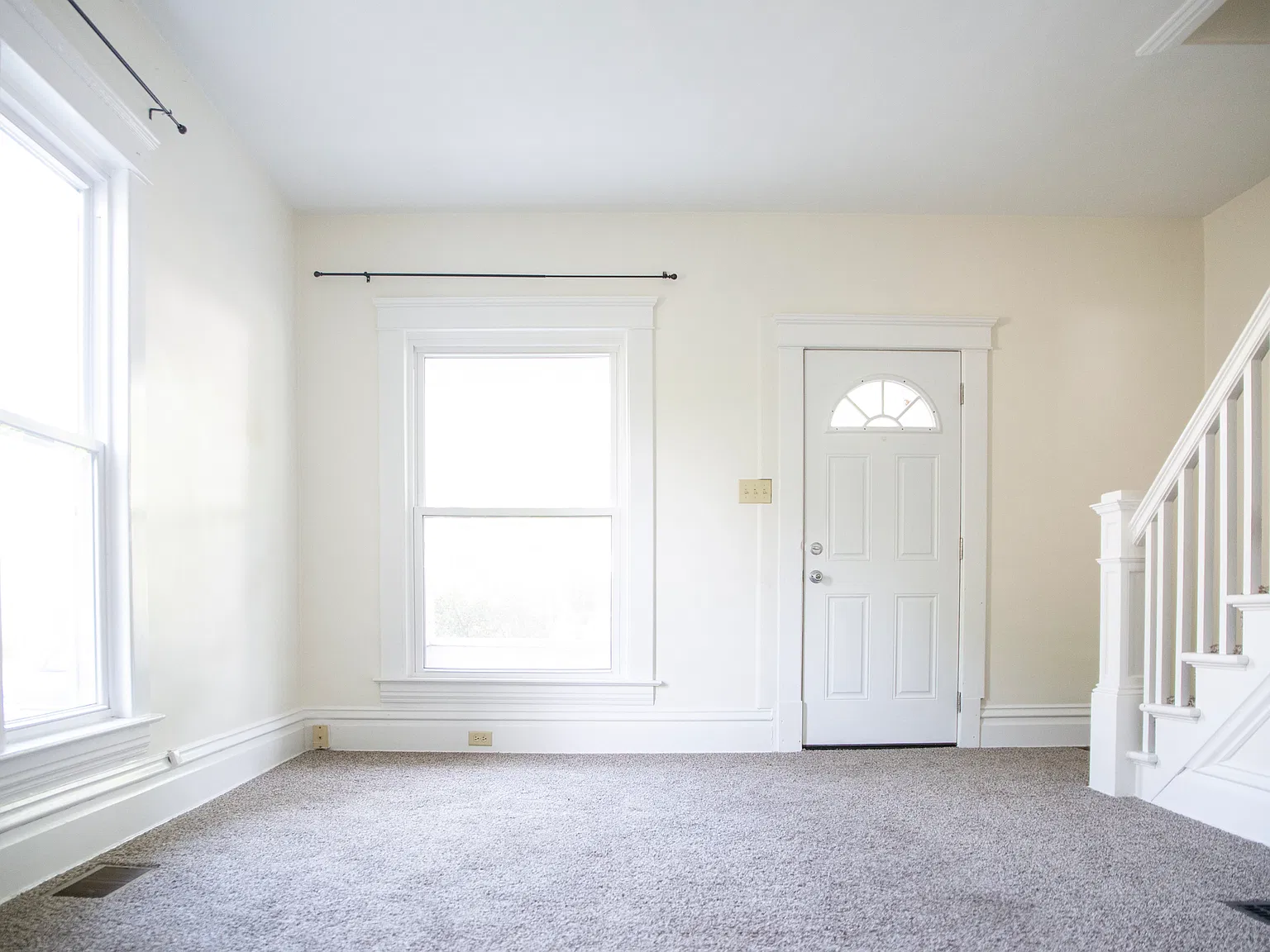 1772 Hill Ave - 1 — Photo 4
