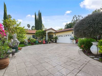 18760 Wells Dr, Tarzana, CA, 91356