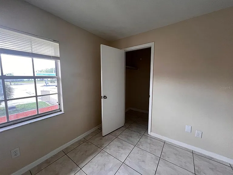 1665 W Oak Ridge Rd #C — Photo 22