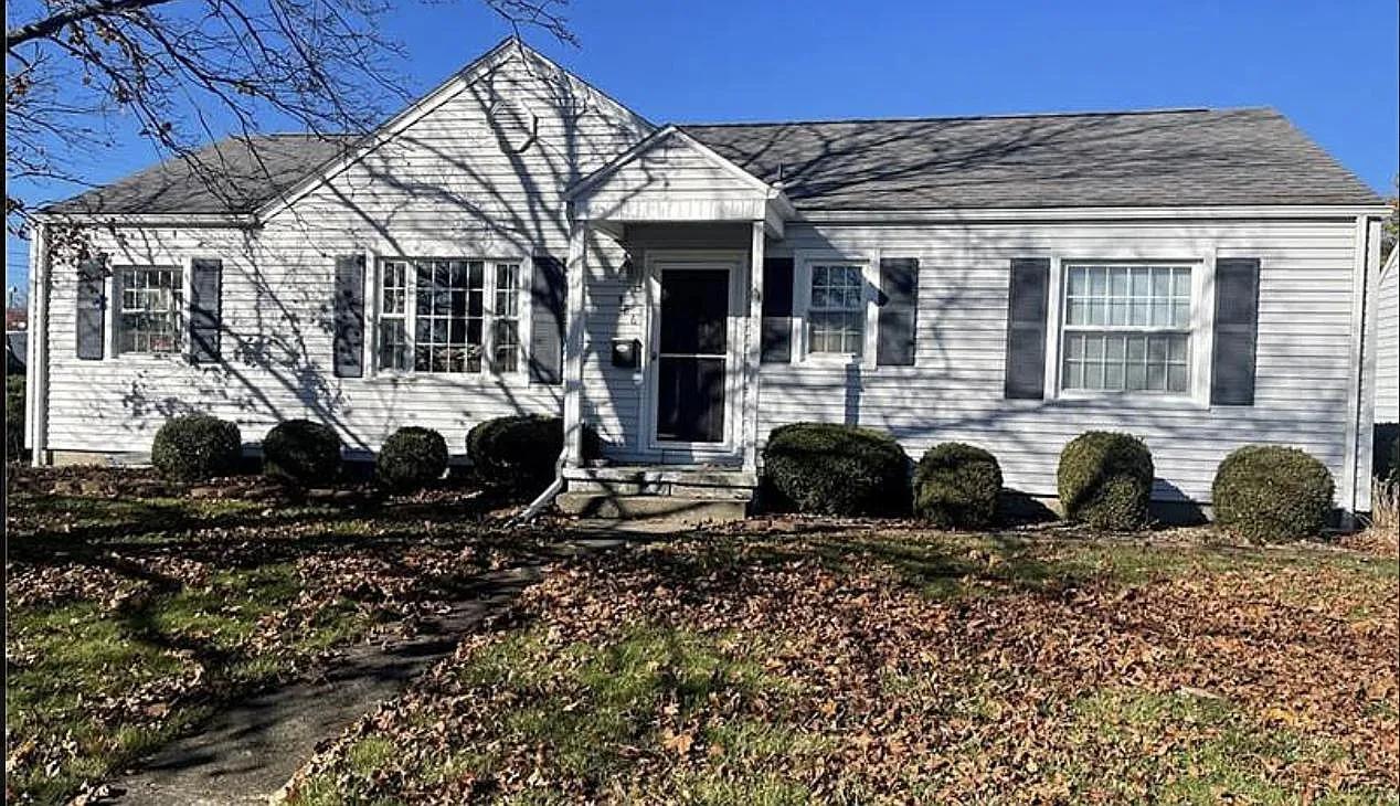 386 Koehler Dr photo 1