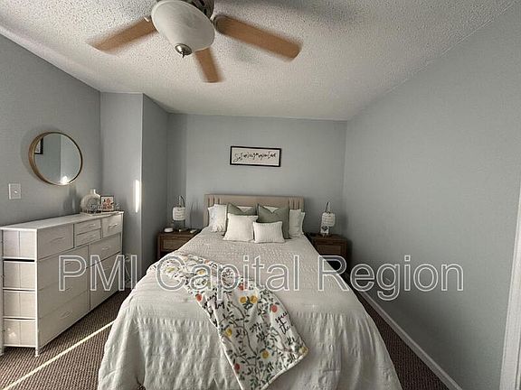 3rd image of 1425 E Ocean View Ave APT 2