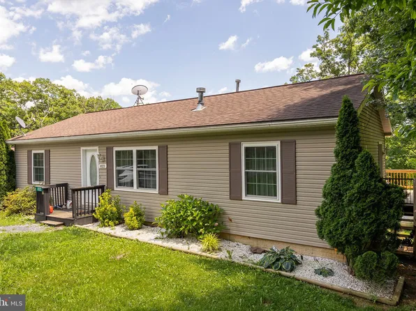 822 Pheasant Dr, Winchester, VA 22602