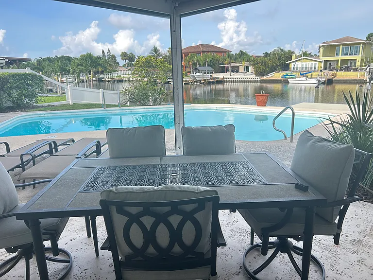 3942 W Eden Roc Cir — Photo 12