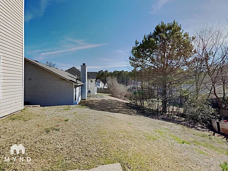2079 Sugar Creek Falls Ct SE — Photo 18