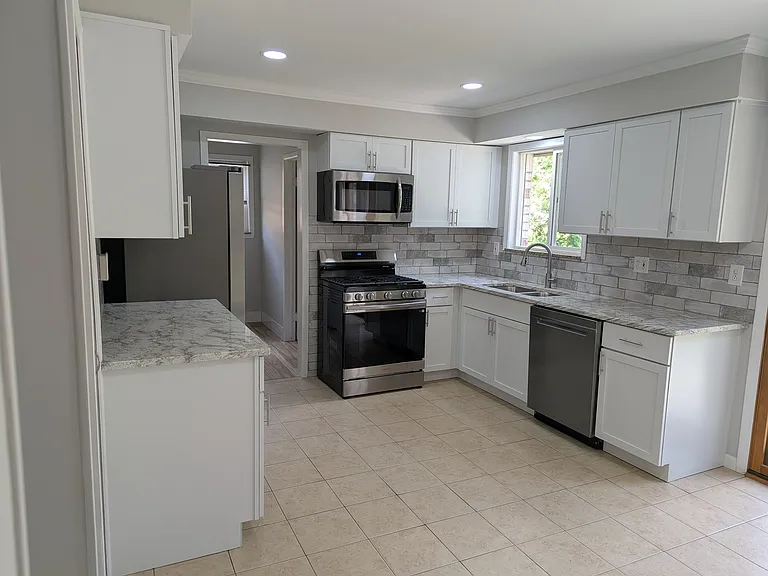 39880 Poinciana Dr — Photo 4