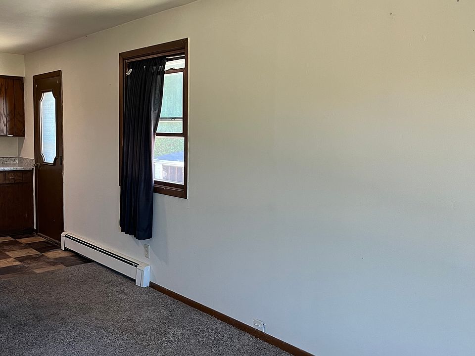 Living room to kitchen