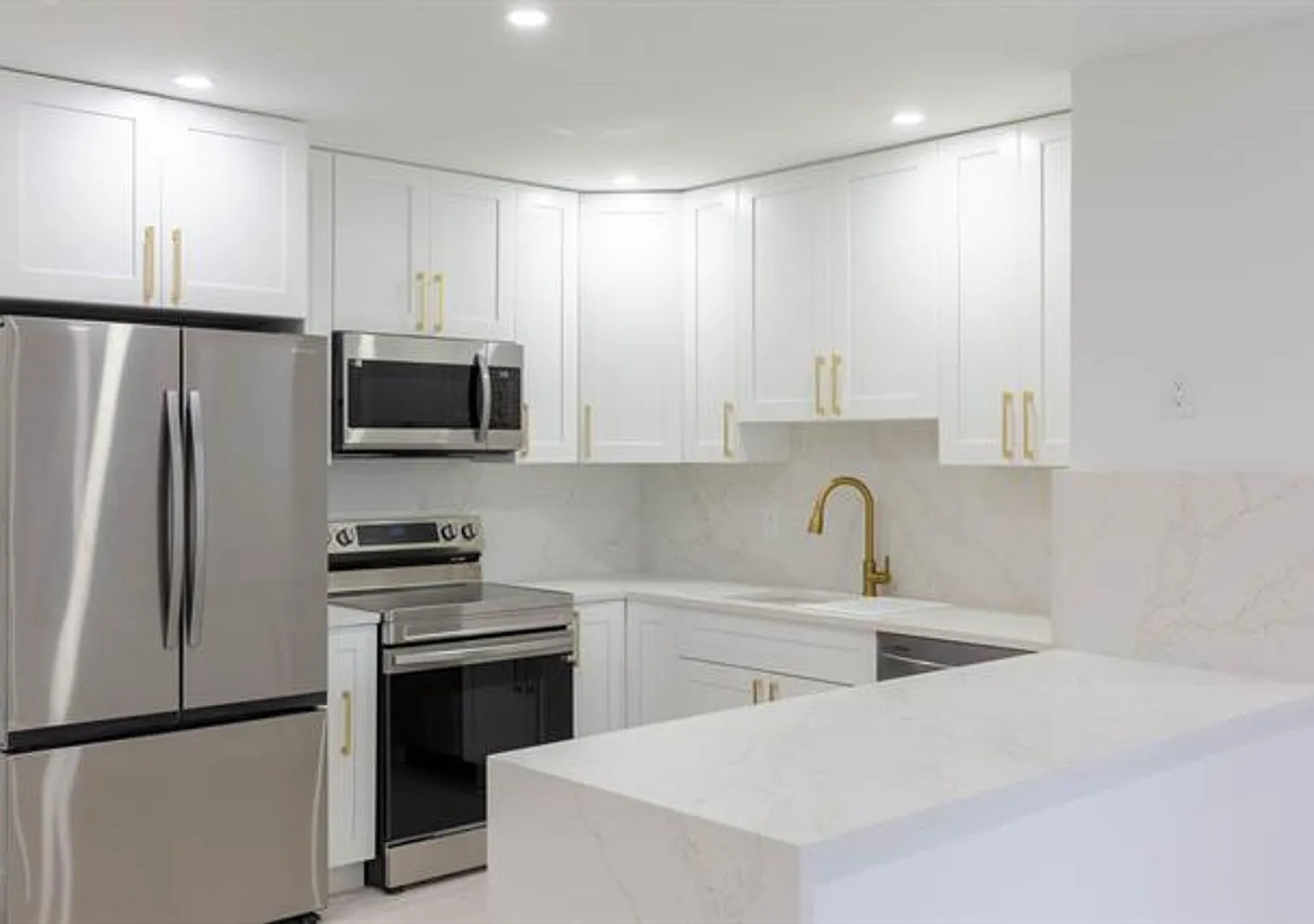 31 NE 28th Ct # 31, Wilton Manors, FL 33334 — Photo 1
