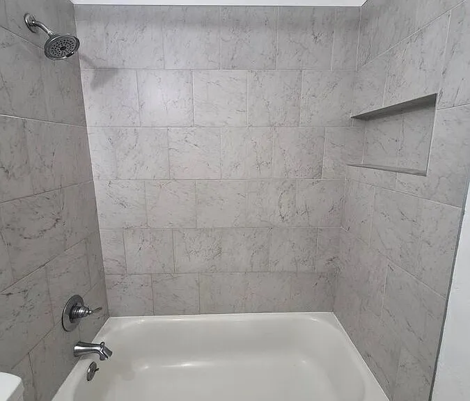 102 N 11th St #A — Photo 13