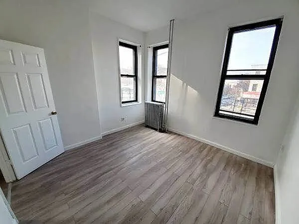 4723 4th Ave #2L — Photo 1