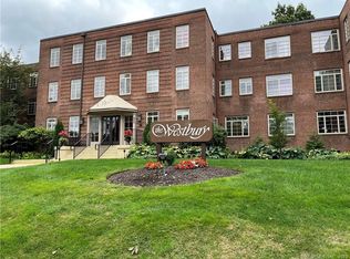 869 Farmington Ave APT 105, West Hartford, CT 06119