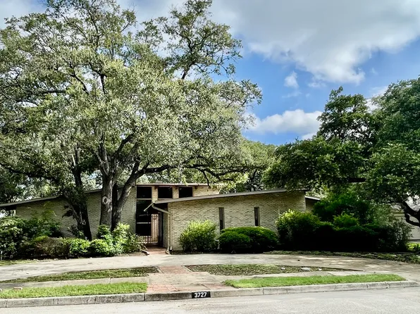 3727 TWISTED OAKS DR, San Antonio, TX 78217