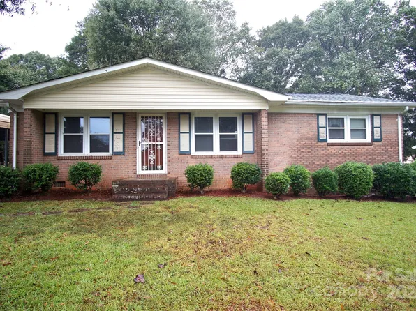 1934 Normandy Rd, Kannapolis, NC 28081
