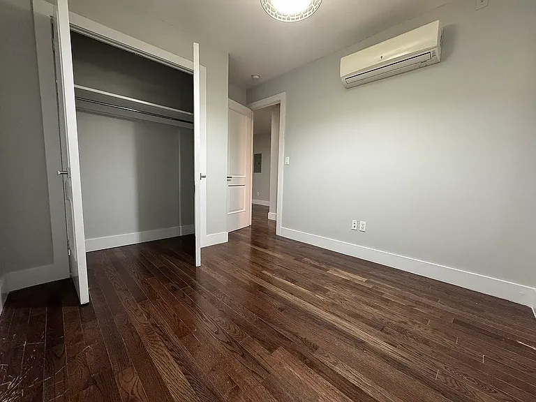 2714 Avenue D #1C — Photo 5