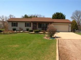 53865 Fir Rd, Granger, IN 46530