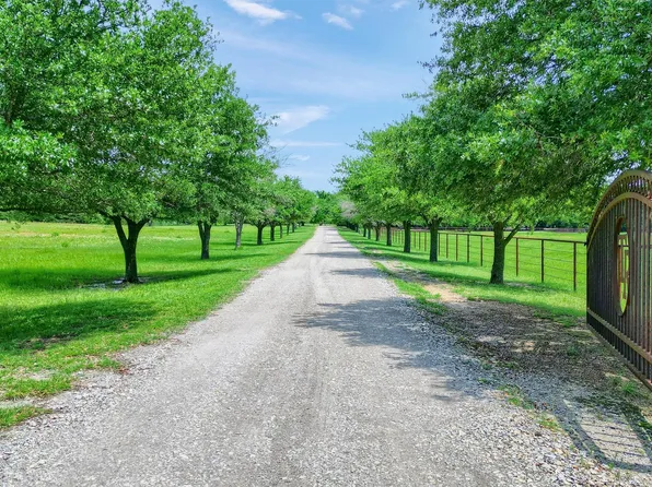 4844 County Road 203, Tioga, TX 76271