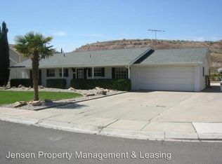 1727 W Green Valley Ln, St George, UT 84770