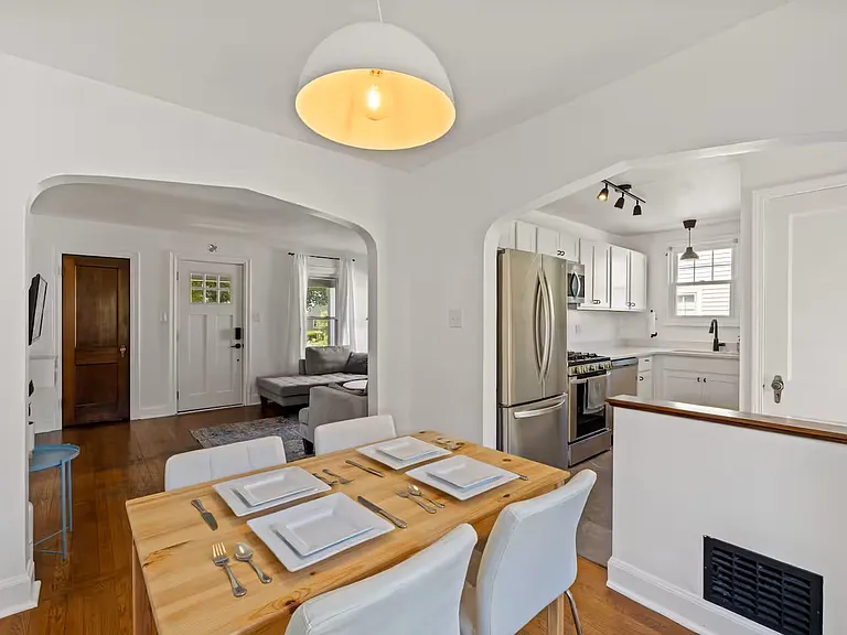 154 E Dominion Blvd — Photo 8