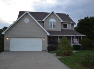 111 Oak Ln, Monaca, PA 15061