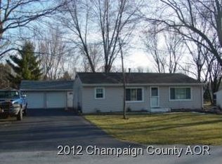 1003 Pin Oak Dr, Mahomet, IL