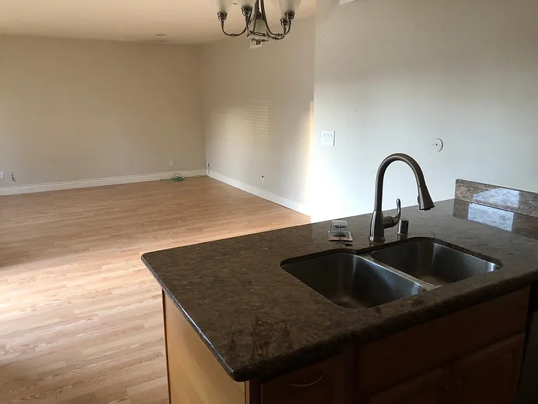 2136 Skylark Ct — Photo 6