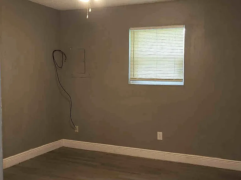301 W 11th Ave #5 — Photo 3