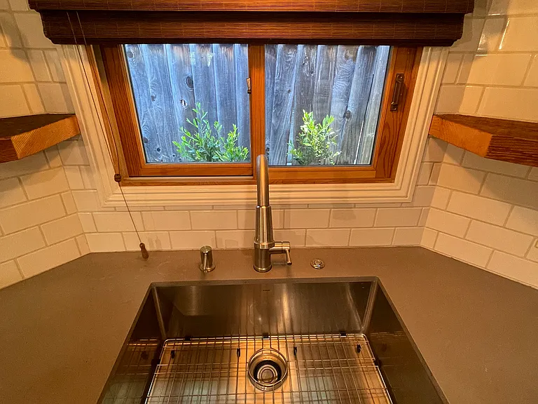 301 Alameda De Las Pulgas #A — Photo 20