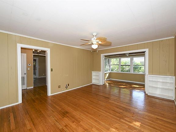 5th image of 1911 Oak St